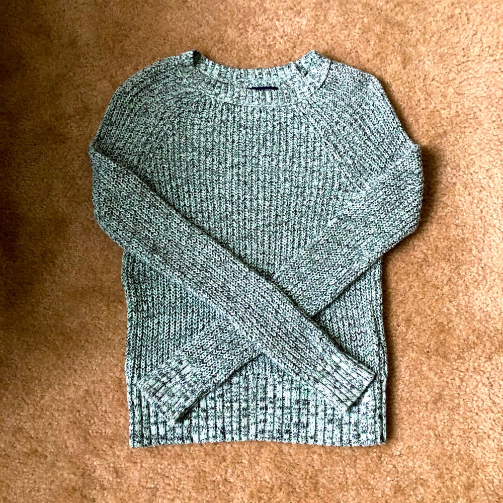 American Eagle long sleeve sweater